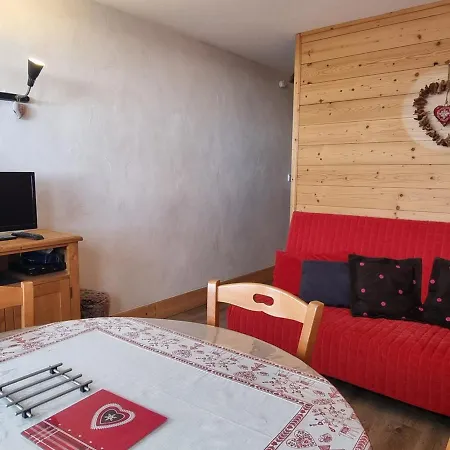 아파트 Renove Confort 4 Pers, Montagne, Pied Des Pistes - Fr-1-181-2713 *